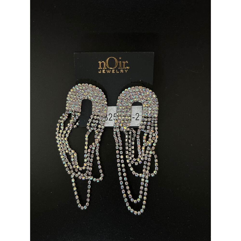 NEW Noir Pierced Earrings